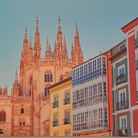 Precioso Apartamento Al Lado De La Catedral Burgo الغرفة الصورة